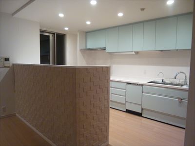 鮮やかな水色のキッチン LIXIL リシェルSIにお取替え 鮮やかな水色のキッチン LIXIL リシェルSIにお取替え